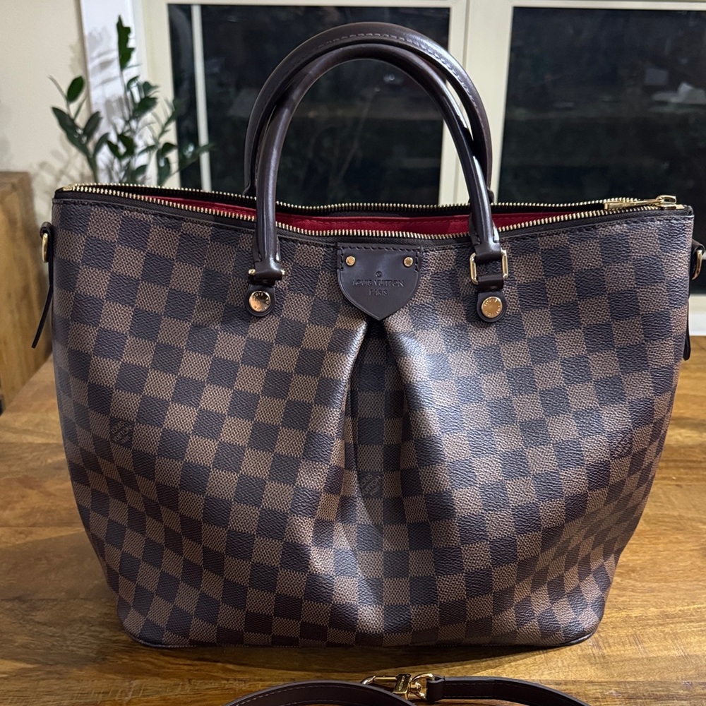 SOLD‼️SOLD‼️ SOLD‼️Louis Vuitton Damier Ebene Siena GM